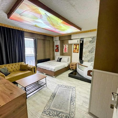 Royal Hotel Fatih Истанбул Екстериор снимка