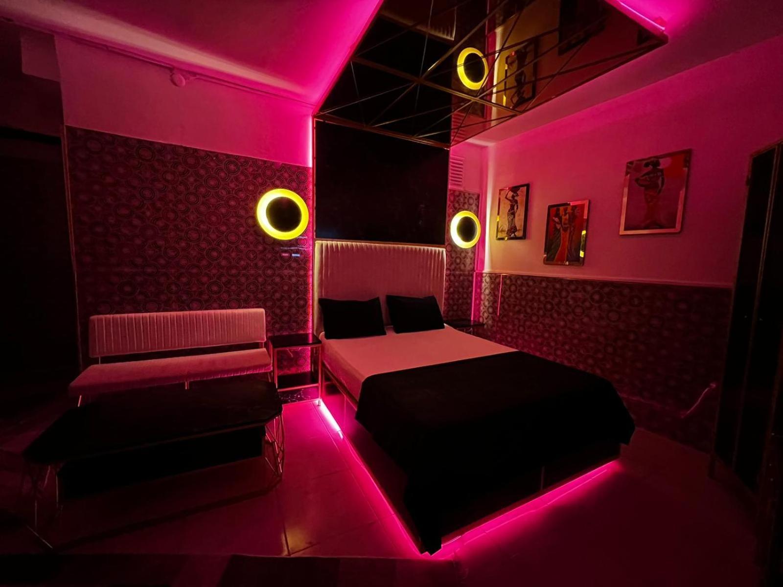 Royal Hotel Fatih Истанбул Екстериор снимка