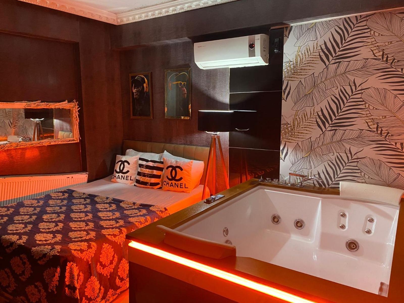 Royal Hotel Fatih Истанбул Екстериор снимка